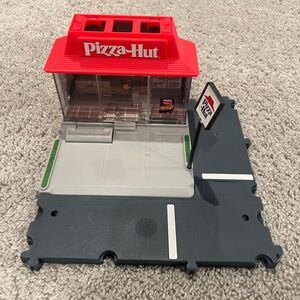 Matchbox Action Drivers Pizza Hut Playset